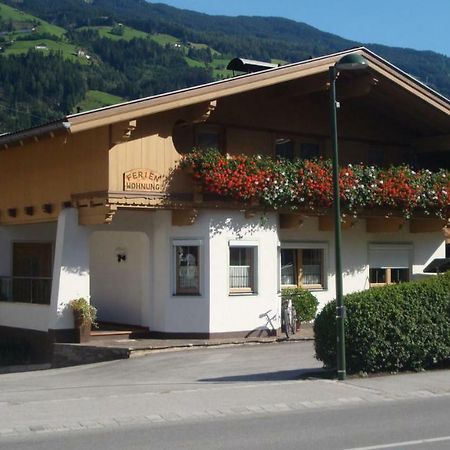 Haus Waldner Apartment Aschau Im Zillertal Екстериор снимка