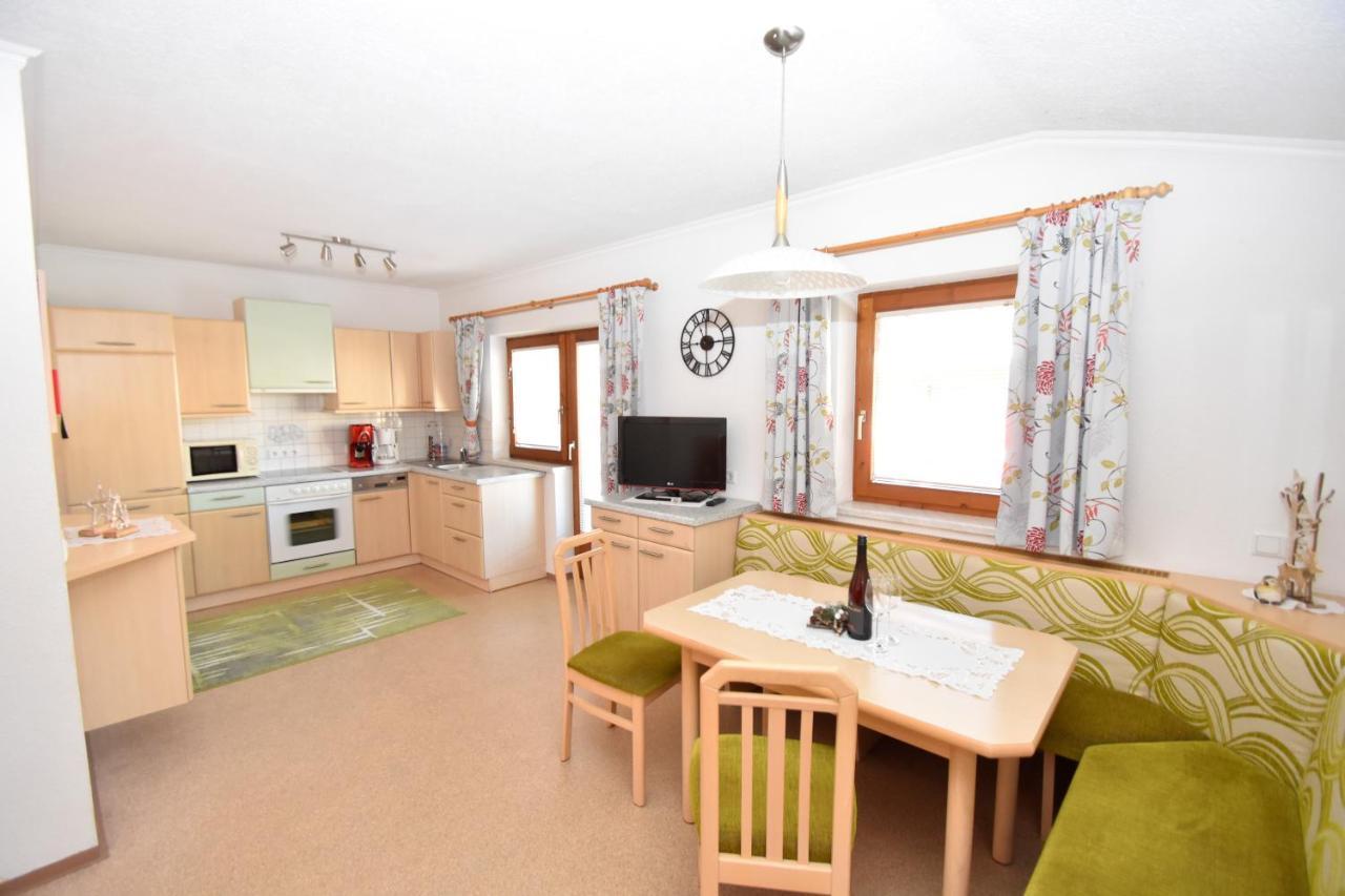 Haus Waldner Apartment Aschau Im Zillertal Екстериор снимка